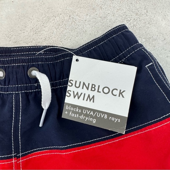 Hanna Andersson  Swim short size 5 - Picture 3 of 5